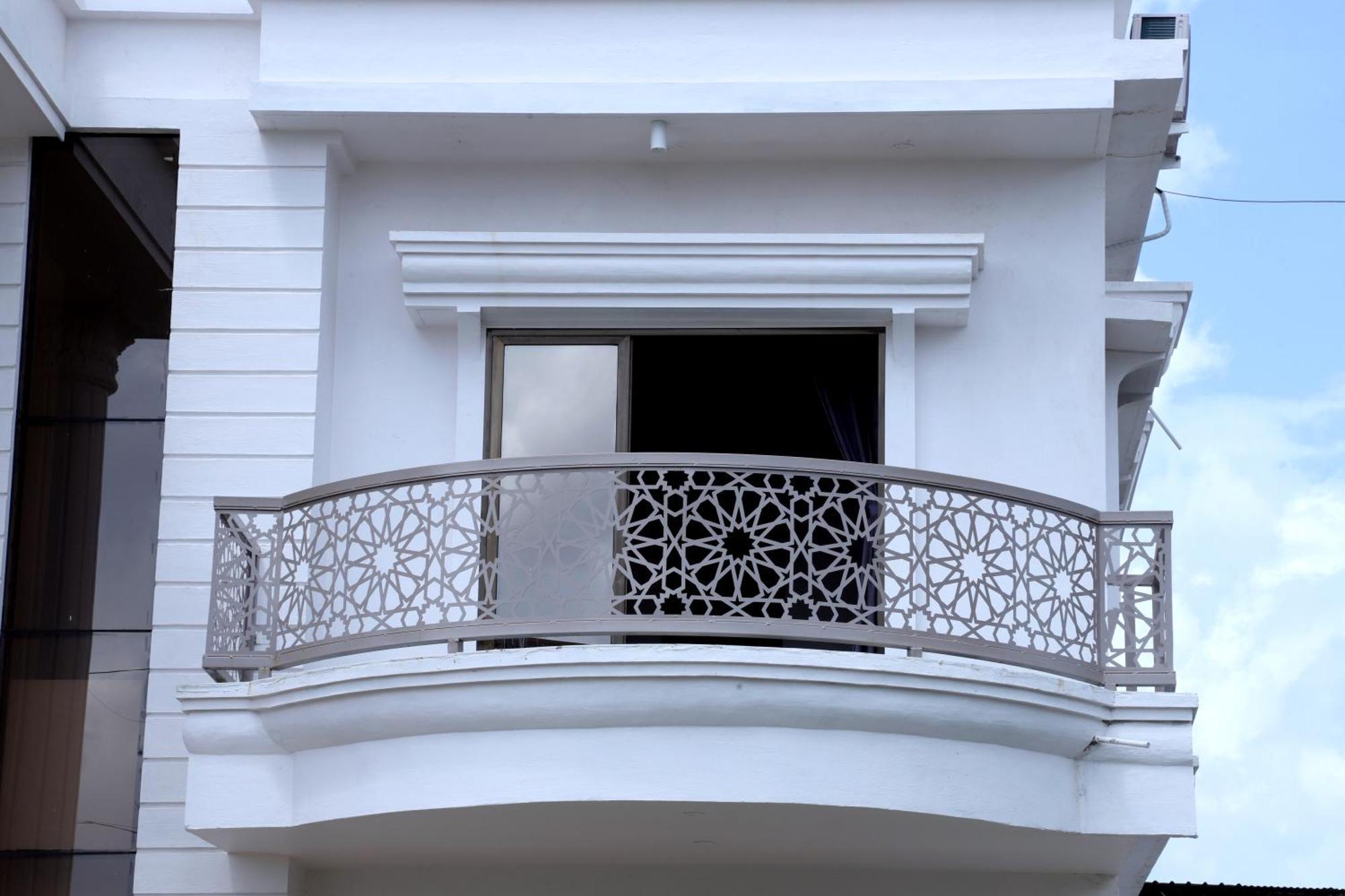 Hotel Grand Khuldabad Exterior photo